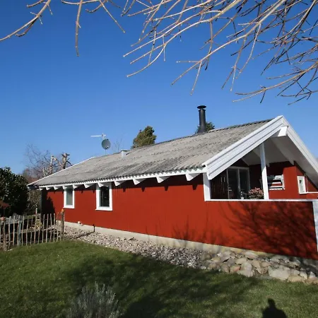 Holiday home Akari - 400m From The Sea In Se Jutland By Interhome