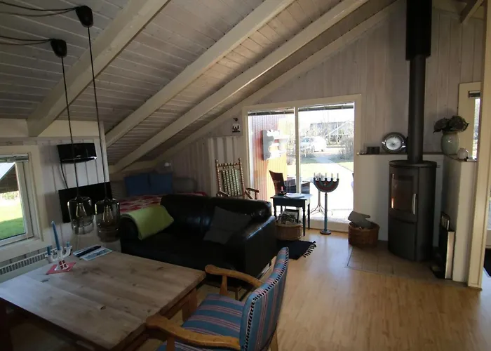 Akari - 400m From The Sea By Interhome Nedre Lysabild